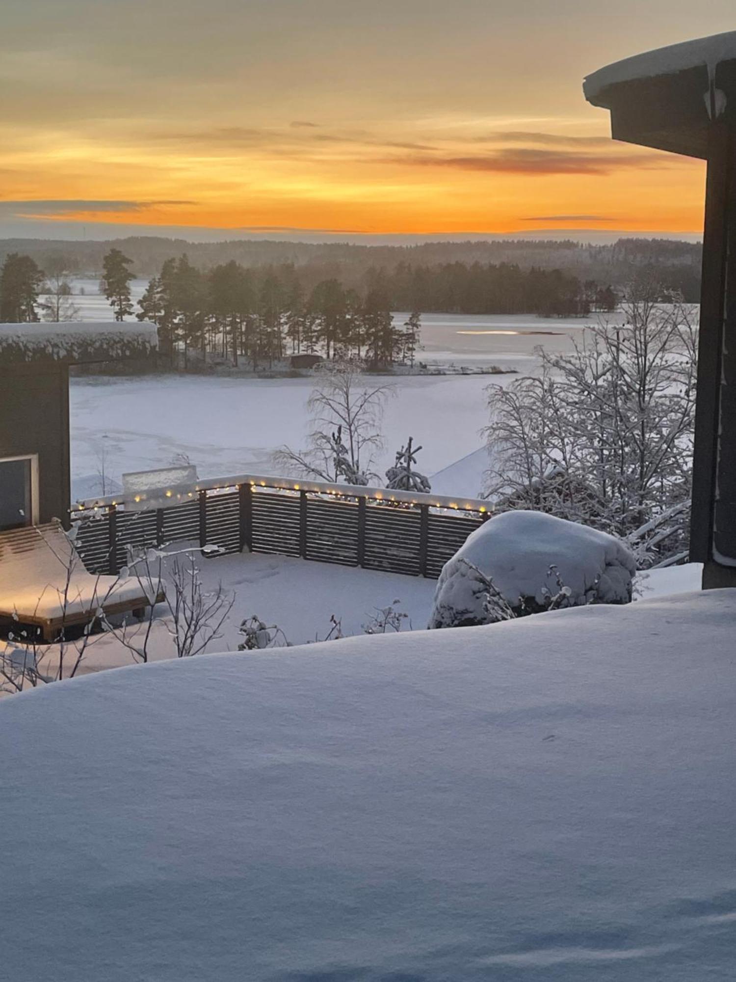 Lundby Vila Finspång Exterior foto
