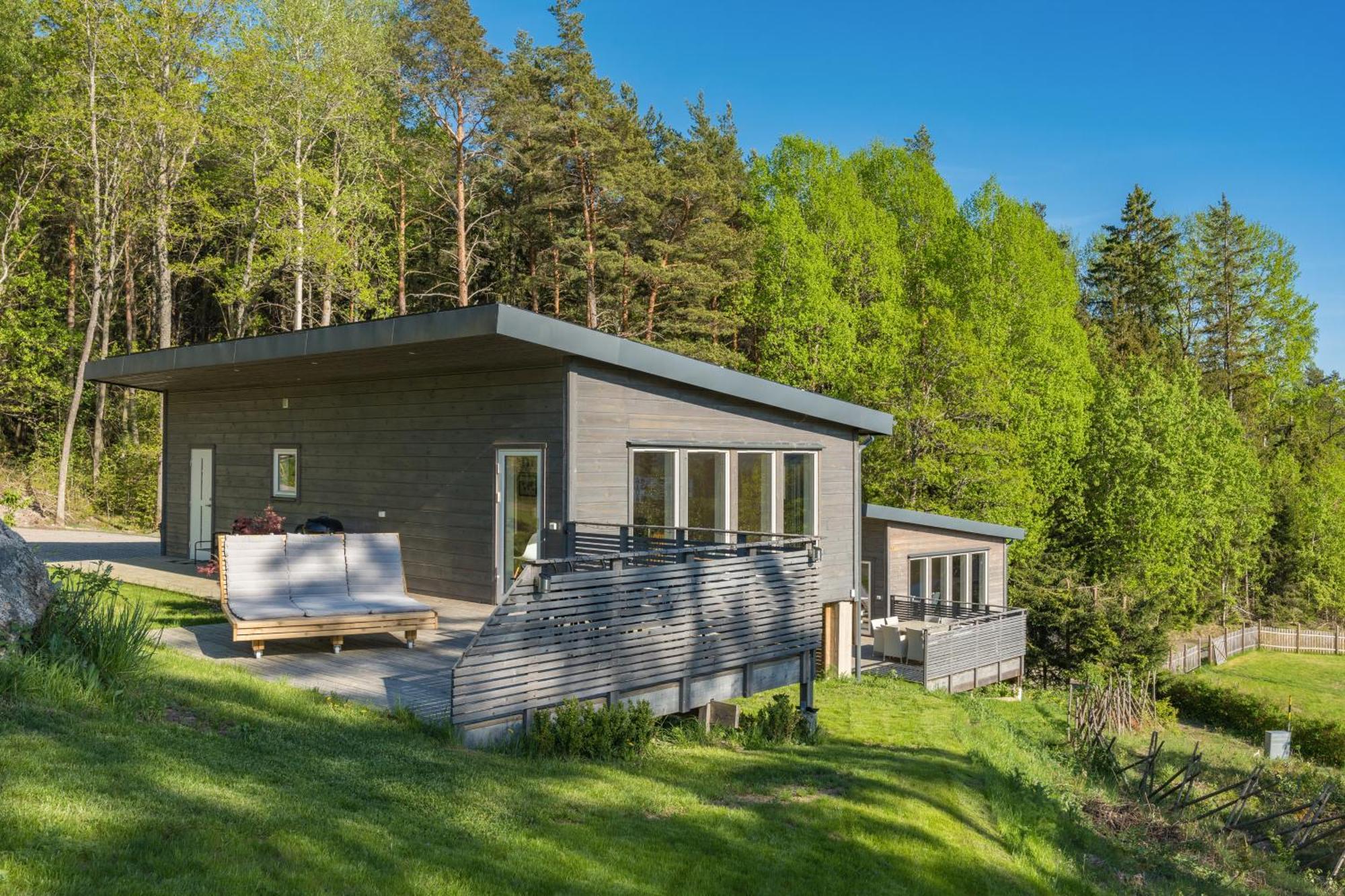 Lundby Vila Finspång Exterior foto